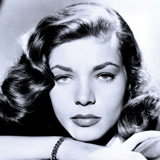 Lauren Bacall's lash extensions